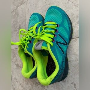 New balance vazee summit trail running sneaker Women’s 9.5